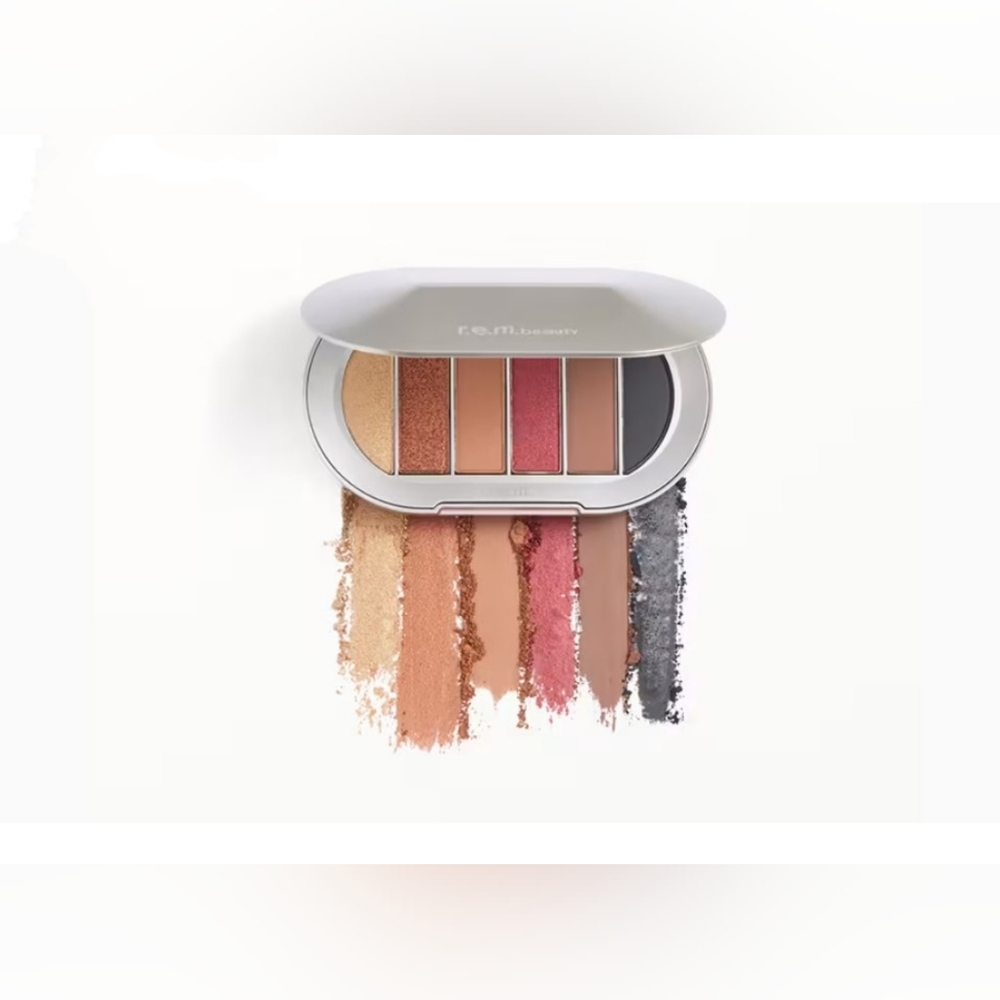 R.E.M. BEAUTY Midnight Shadows Eyeshadow Palette